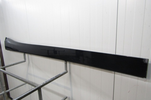 Listwa progowa prawa BMW 1 F20 próg 5D 11-19