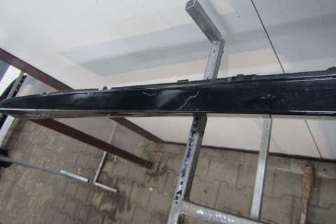 Listwa progowa prawa BMW 1 F20 próg 5D 11-19