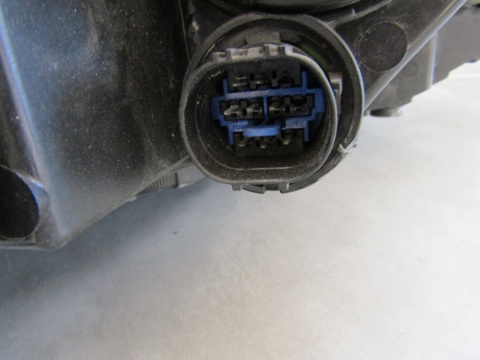 LAMPA PRZÓD HYUNDAI ELANTRA VI 6 ZWYKŁA SOCZEWKA 15-18 LH