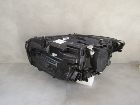 LAMPA PRZÓD MERCEDES B KLASA W247 LED LIFT PERFORMANCE RH 22- A2479061004