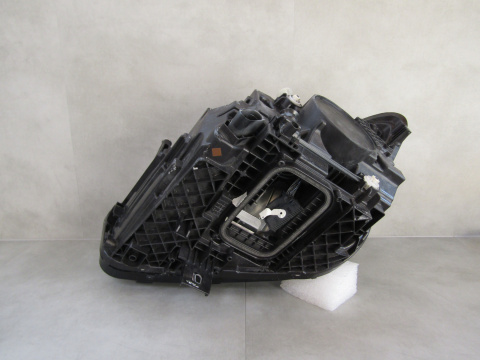 LAMPA PRZÓD MERCEDES B KLASA W247 LED LIFT PERFORMANCE RH 22- A2479061004