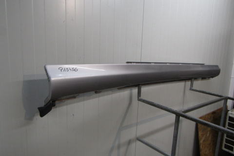 Listwa progowa prawa Mercedes CLK II W 209 01-09