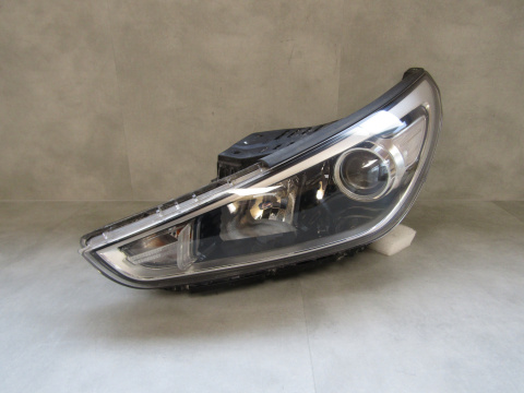 LAMPA PRZÓD HYUNDAI I30 III ZWYKŁA SOCZEWKA 17-20 LH