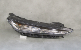 Lampa przód Hyundai Kona 1 LED DRL RH 17-21