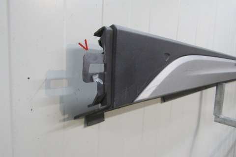 Listwa progowa prawa VW TAIGO 2G7 21-