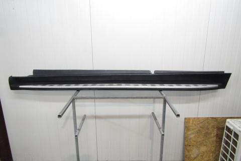 Listwa progowa lewa Mercedes ML 166 10-15 GLE 15-18