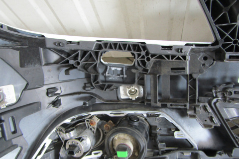Zderzak przód przedni Mercedes C-Klasa W204 LIFT 11-14