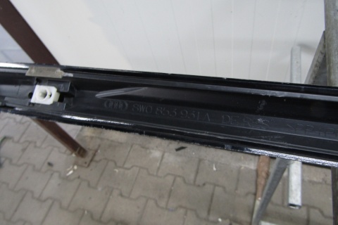 Listwa progowa lewa Audi A4 B9 8W0 S-Line 19- Lift kombi sedan