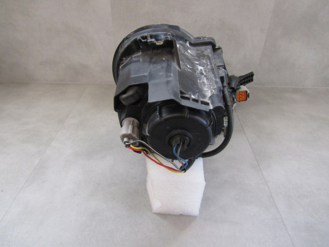 LAMPA PRZÓD MITSUBISHI I-MIEV ZWYKŁA SOCZEWKA 09- LH