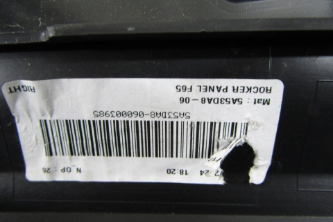 Listwa progowa prawa Mini Cooper S JCW Trim F65 5d 24-