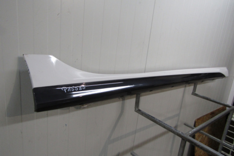 Listwa progowa prawa BMW 2 F44 M Pakiet 19-