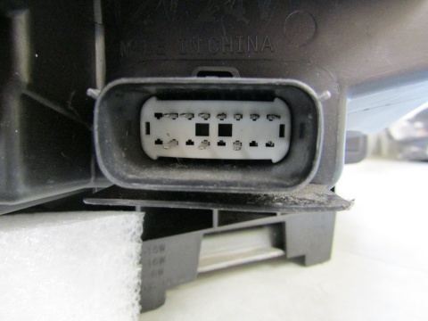 Lampa przód Ford Kuga MK3 LED LH 19-24 LV4B-13E015-AG
