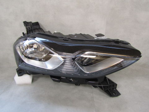 Lampa przód Citroen DS3 DS 3 CROSSBACK ZWYKŁA 18- RH 98200840580