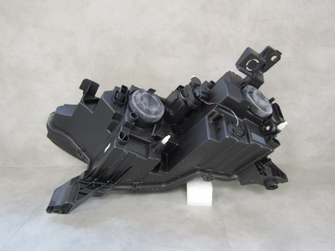 Lampa przód Citroen DS3 DS 3 CROSSBACK ZWYKŁA 18- RH 98200840580