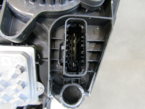 Lampa przód Peugeot 208 II 2008 II FULL LED 19-23 RH 9850177480