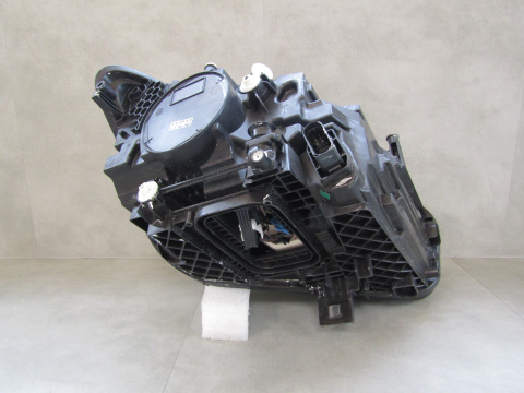 Lampa przód Mercedes B Klasa 247 LIFT FULL LED MULTIBEAM 23- LH A2479061304