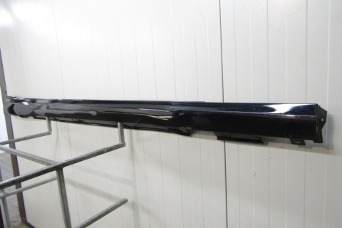Listwa progowa prawa Mercedes EQE V295 AMG Sedan 22