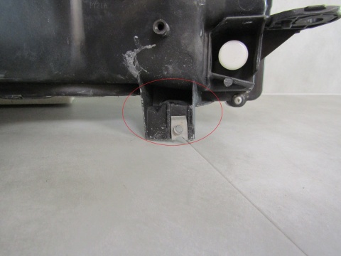 LAMPA PRZÓD SUZUKI VITARA 3 III ZWYKŁA SOCZEWKA 15-24 LH
