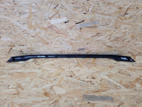 Listwa grilla atrapy chłodnicy przód przednia Hyundai Tucson III TL 15-18