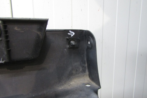Listwa progowa lewa Toyota Avensis Lift 15-18 T27