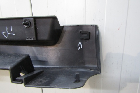 Listwa progowa lewa Toyota Avensis Lift 15-18 T27