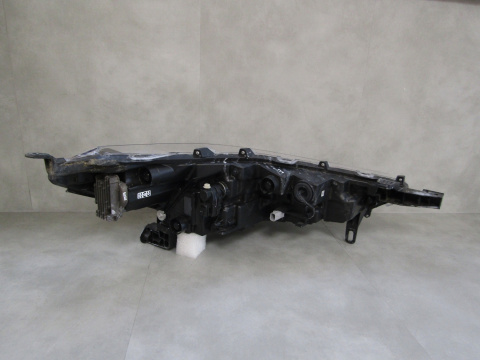 LAMPA PRZÓD TOYOTA COROLLA CROSS FULL LED 20- LH