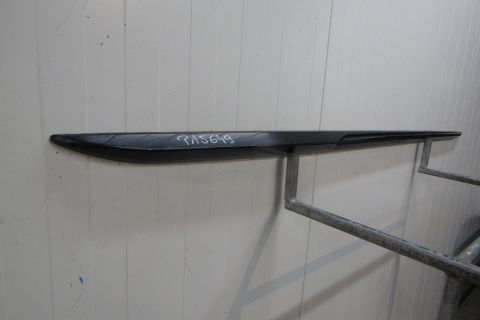 Listwa progowa prawa Audi A1 S line 82A 17- S1