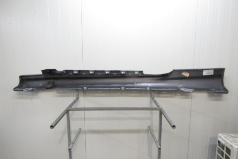 Listwa progowa prawa Mercedes E 207 AMG Coupe 09-17