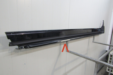 Listwa progowa lewa Ford Kuga MK3 Titanium ST 19-