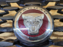 Grill atrapa znaczek emblemat zderzaka przód JAGUAR F-PACE X761 LIFT 20-