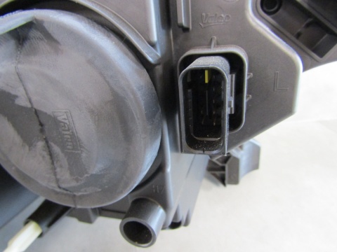 LAMPA PRZÓD CITROEN DS3 DS 3 CROSSBACK ZWYKŁA 18- LH 9820840880