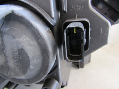 LAMPA PRZÓD CITROEN DS3 DS 3 CROSSBACK ZWYKŁA 18- LH 9820840880