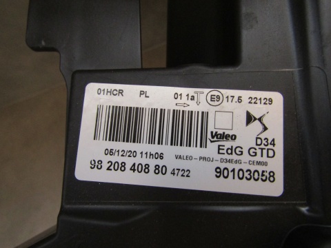 LAMPA PRZÓD CITROEN DS3 DS 3 CROSSBACK ZWYKŁA 18- LH 9820840880
