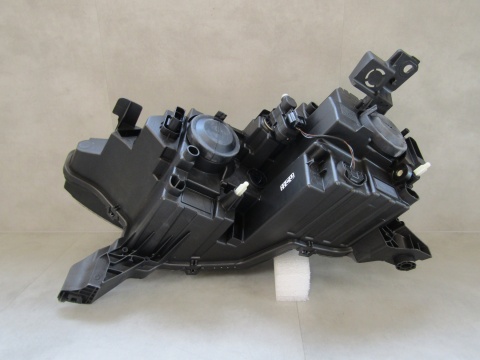 Lampa przód Citroen DS3 DS 3 CROSSBACK ZWYKŁA 18- RH 98200840580