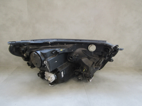 LAMPA PRZÓD TOYOTA RAV4 IV 4 LIFT LED 15-18 LH