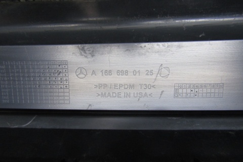 Listwa progowa lewa Mercedes ML 166 10-15 GLE 15-18