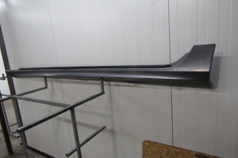Listwa progowa lewa Volvo V90 S90 16- R Design
