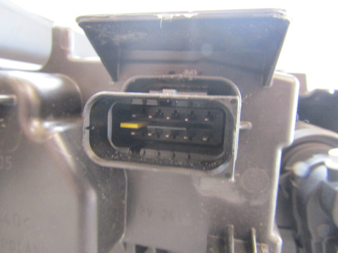 LAMPA PRZÓD CITROEN E-C3 C3 C3 AIRCROSS IV 4 LED 24- LH 9851349180