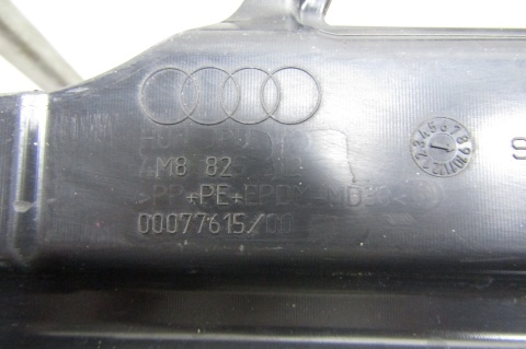 Listwa progowa prawa Audi Q8 Lamborghini Urus 18- 4M8