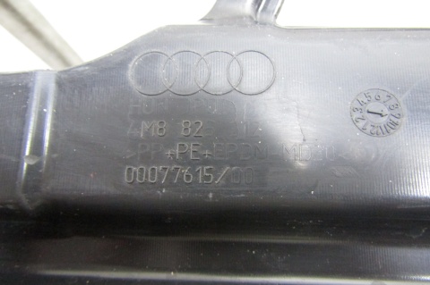 Listwa progowa prawa Audi Q8 Lamborghini Urus 18- 4M8