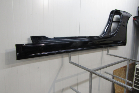 Listwa progowa lewa Porsche 718 Boxster Cayman 982 16-