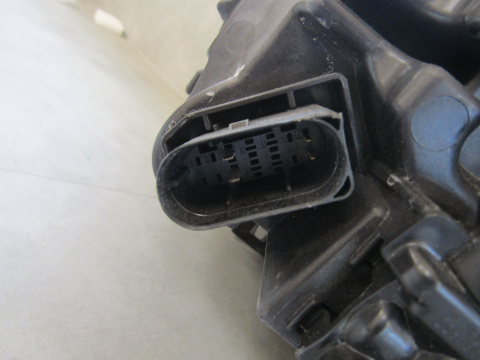 LAMPA PRZÓD MERCEDES B KLASA W247 LIFT MULTIBEAM 23- RH A2479061404