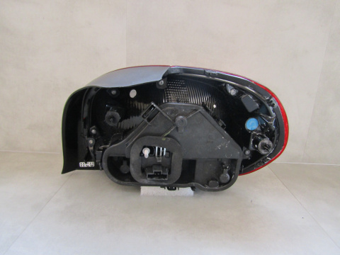 Lampa tył Citroen C3 III ZWYKŁA + LED 16- LH 9812257580