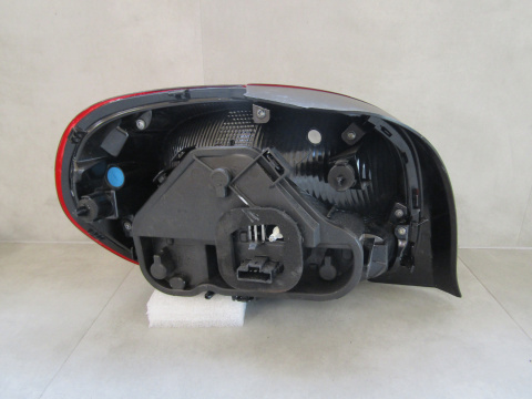 Lampa tył Citroen C3 III ZWYKŁA + LED 16- RH 9812257480