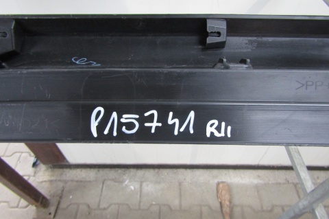 Listwa progowa prawa Mitsubshi Pajero Shogun SPORT 3 III 16-