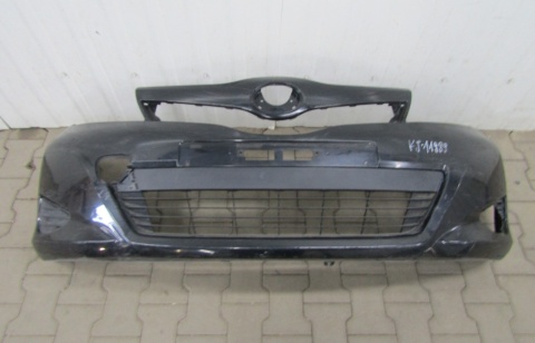 Zderzak przód przedni Toyota VITZ XP13 11-14