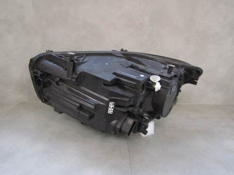 LAMPA PRZÓD MERCEDES B KLASA W247 LIFT MULTIBEAM 23- RH