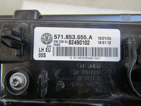 GRILL ATRAPA LISTWA DEKOR VW TIGUAN III LH 24- 571853655A