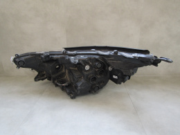 Lampa przód Toyota Rav4 V LIFT FULL LED 21- RH