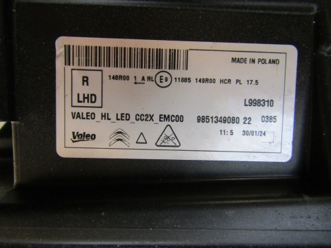 LAMPA PRZÓD CITROEN E-C3 C3 C3 AIRCROSS IV 4 LED 24- RH 9851349080
